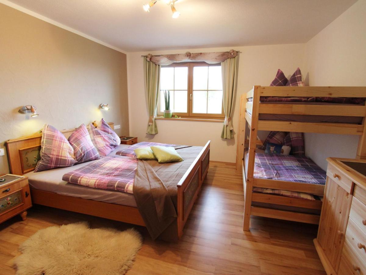 Cosy Holiday Flat In A Farmhouse Taxenbach Eksteriør billede