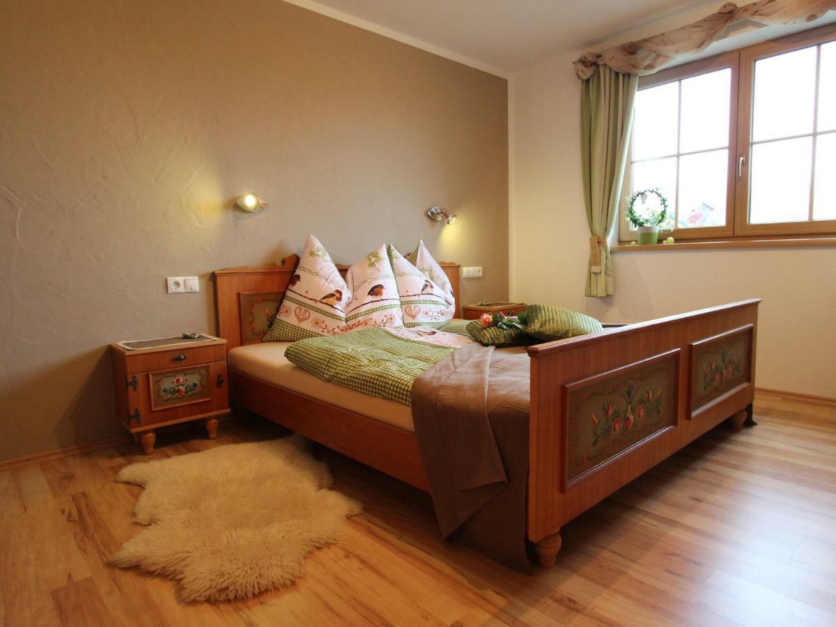 Cosy Holiday Flat In A Farmhouse Taxenbach Eksteriør billede